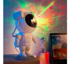 Нічник LED зоряне небо Astronaut (з пультом)?