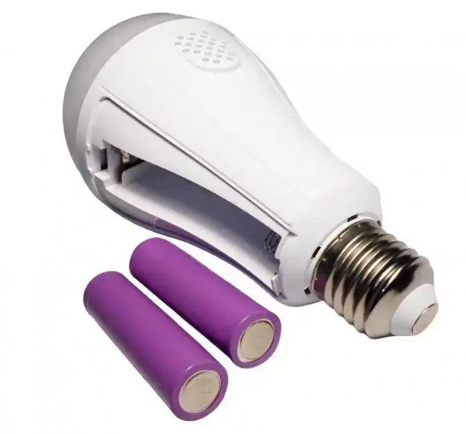 Енергозберігаюча лампа 20w з 2 змінними акумуляторами та зарядкою 18650, Rainberg P920