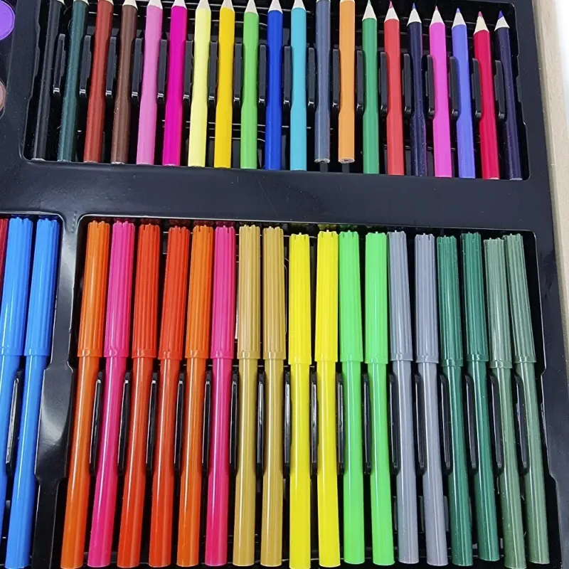 Дитячий набір для малювання та творчості 220 предметів у дерев'яній валізі