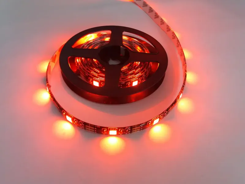 Стрічка світлодіодна RGB 5050 5м з пультом для підсвічування телевізора, монітора, меблів від USB