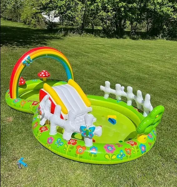 Дитячий надувний ігровий центр Intex 57154 Мій сад 290х180х104 см