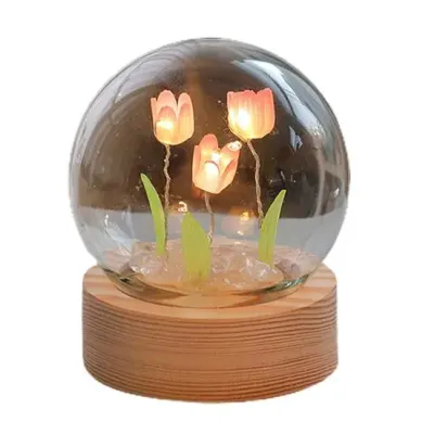 Світильник-нічник тюльпан у скляній кулі