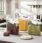 Універсальний герметичний контейнер для сипучих продуктів та рідин