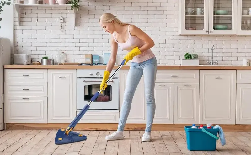 Висувна трикутна швабра, що обертається на 360 ° Wind Master